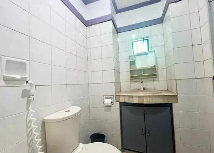 Layover Hostel